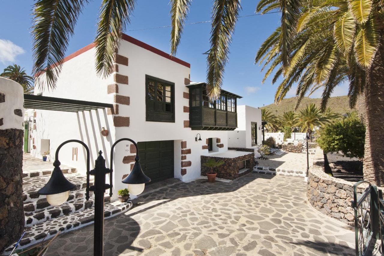 Villa Haria Lux By Escapehome מראה חיצוני תמונה