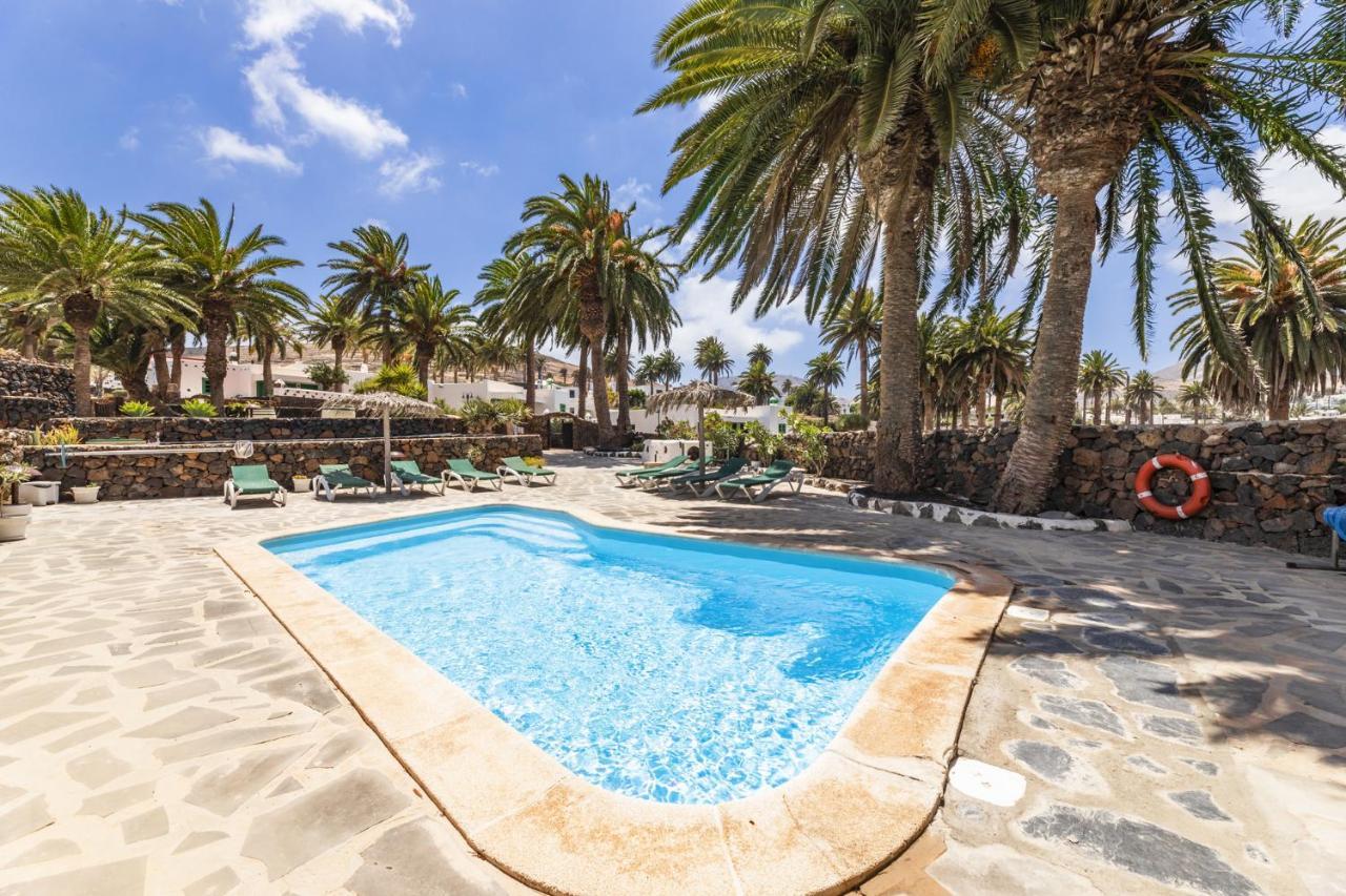 Villa Haria Lux By Escapehome מראה חיצוני תמונה